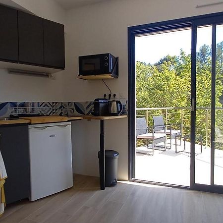 Domaine En Pleine Nature Et Tout Pres De La Plage Sanary-sur-Mer Exterior photo